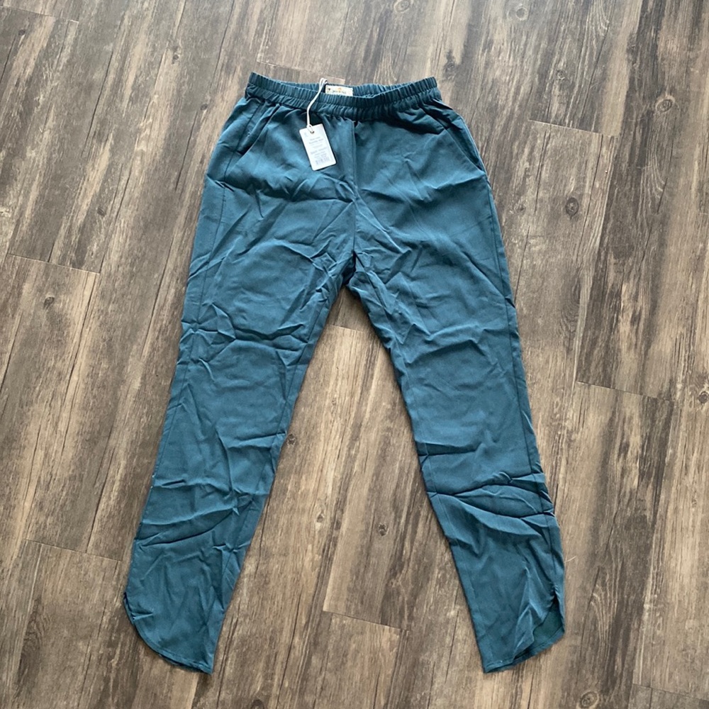 Marine layer Allison pant green gables
